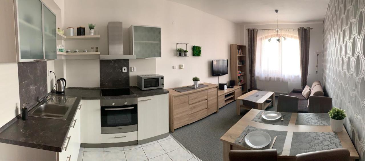 Cosy In An Excellent Location *